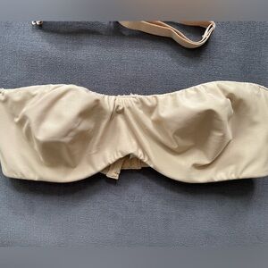 Underwire strapless bra